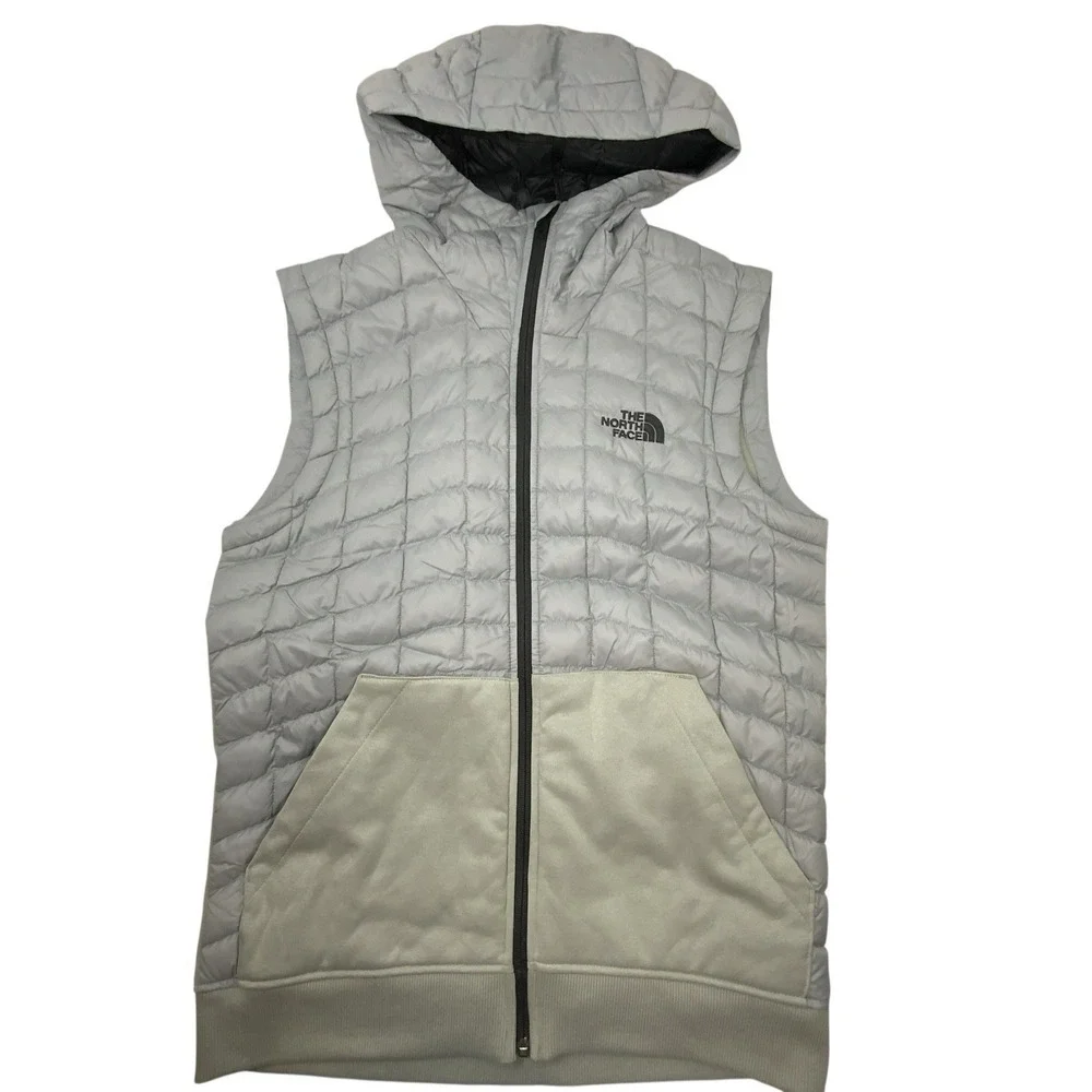 The North Face ThermoBall Hybrid Hooded Vest Mens Small Gray Quilted Full Zip